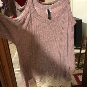 Unknown brand cold shoulder tunic shirt